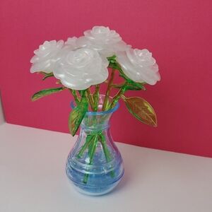 White Roses 3D puzzle (Assembled)